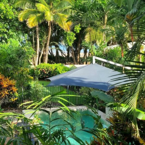 Mission Beachfront Cottage